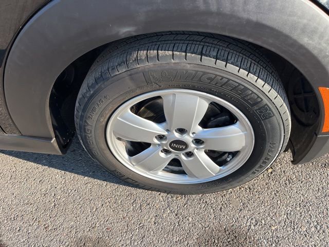 Used 2019 MINI Cooper 2-Door Hardtop image 15