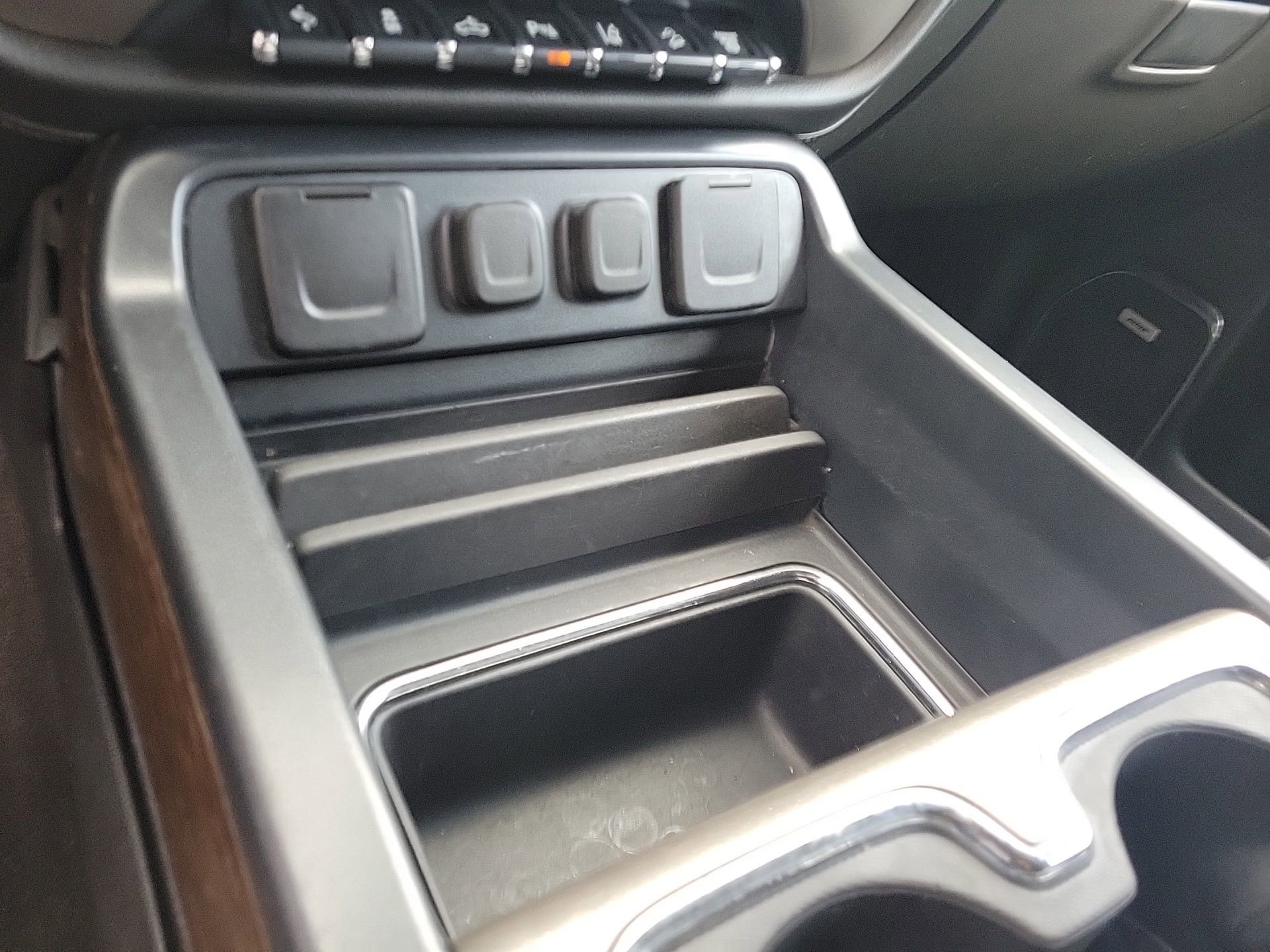 Used 2018 GMC Sierra 2500 Denali w/ Duramax Plus Package image 30