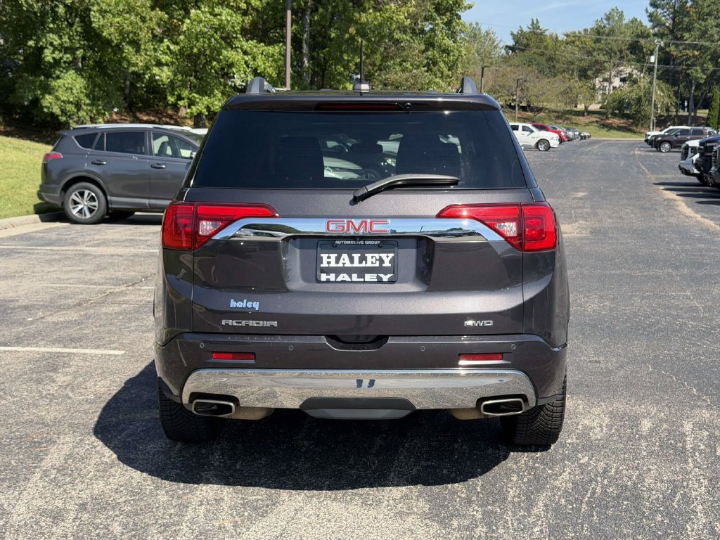 Used 2019 GMC Acadia Denali w/ Technology Package AWD/4WD image 21