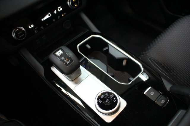 New 2026 Mitsubishi Outlander ES FWD image 14