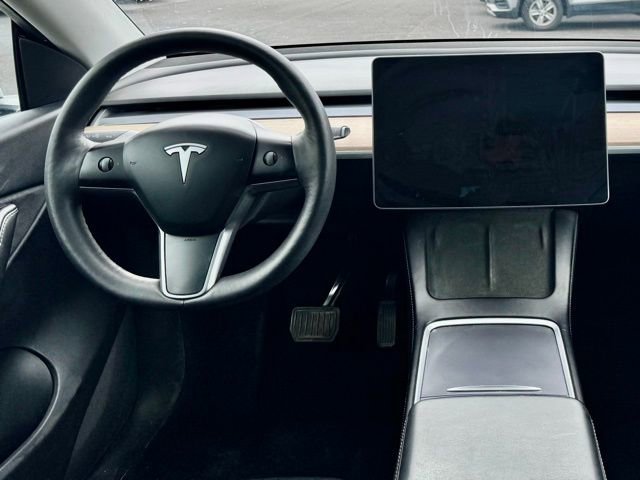 Used 2021 Tesla Model Y Long Range image 23
