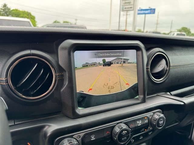 Used 2023 Jeep Gladiator Overland image 17