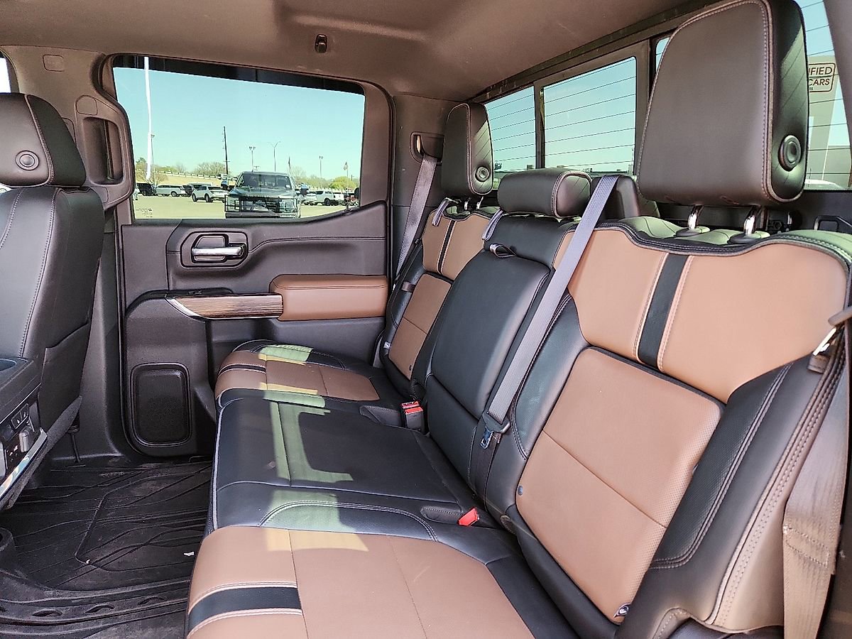 Used 2019 Chevrolet Silverado 1500 High Country image 5