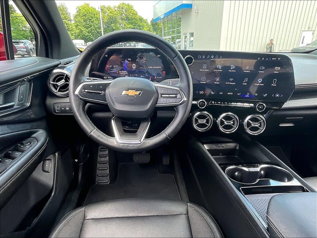 Used 2024 Chevrolet Blazer EV LT AWD/4WD image 17