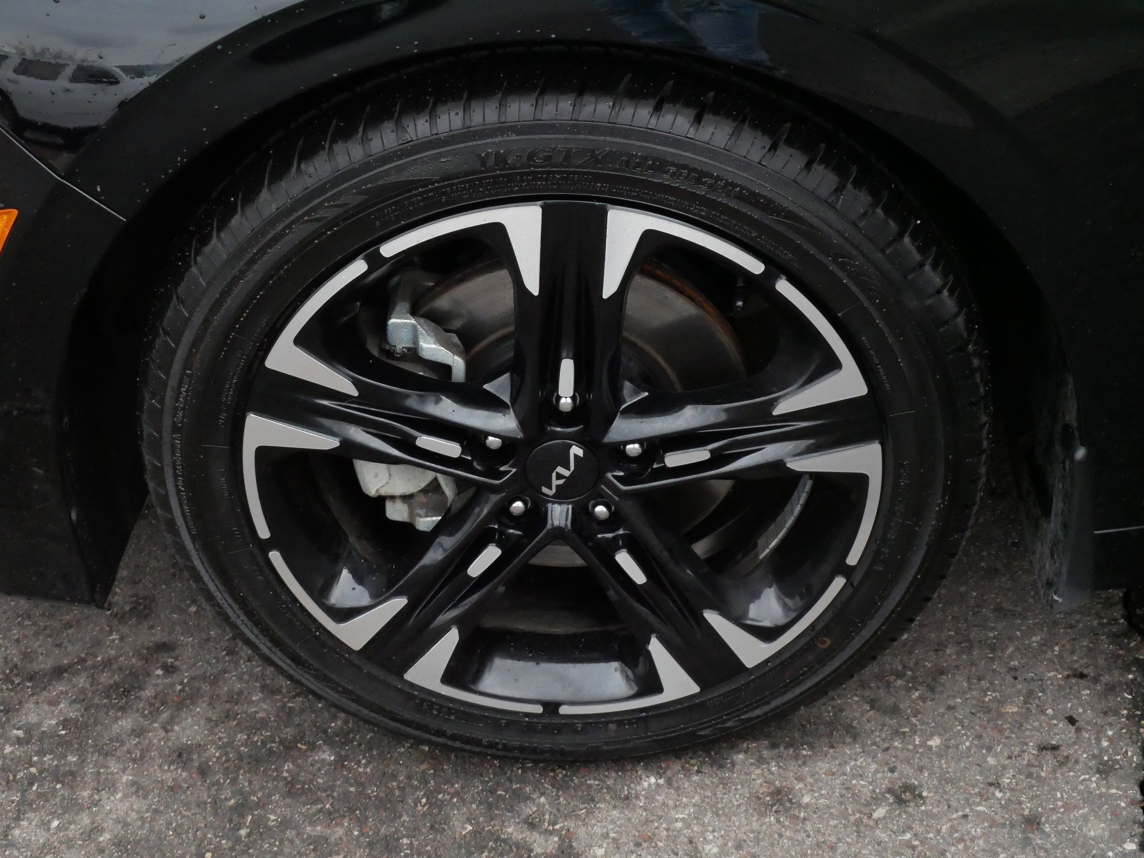 Used 2023 Kia K5 GT-Line image 16