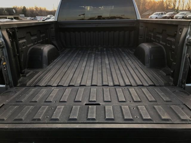Used 2021 GMC Sierra 1500 SLT AWD/4WD image 21