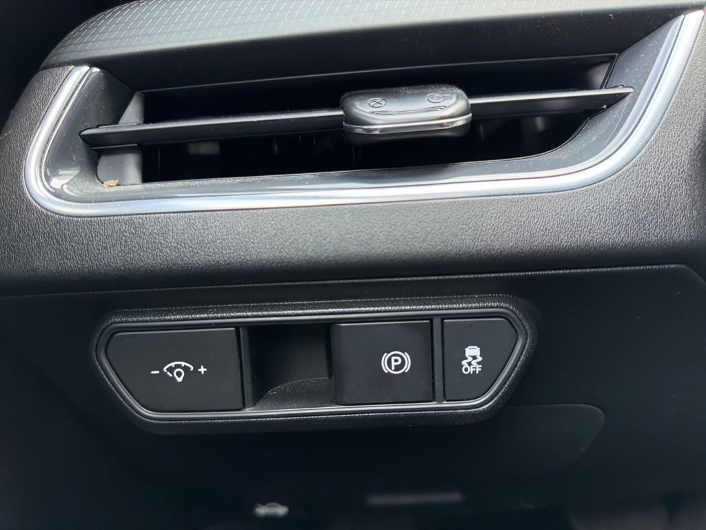 Used 2025 Kia K4 GT-Line w/ GT-Line Sunroof Package FWD image 19