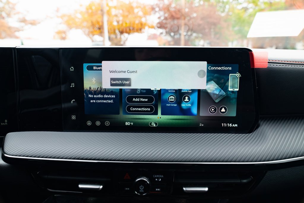 New 2026 Nissan Kicks SR image 14