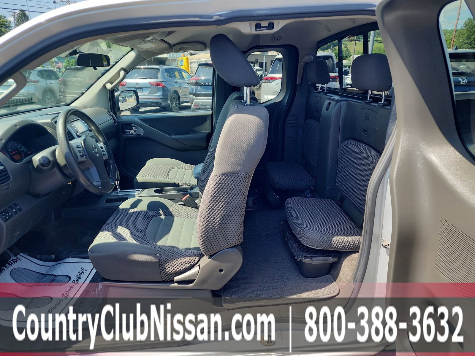 Used 2014 Nissan Frontier SV AWD/4WD image 19