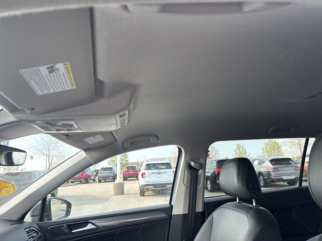 Used 2024 Volkswagen Tiguan SE image 15