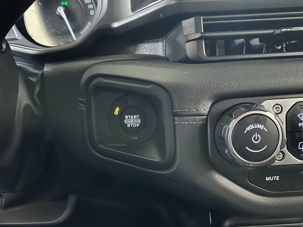 Used 2024 Jeep Wrangler High Altitude image 21