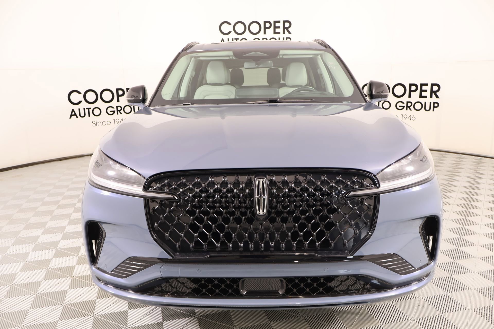 New 2026 Lincoln Aviator Reserve w/ Jet Appearance Package AWD/4WD image 8