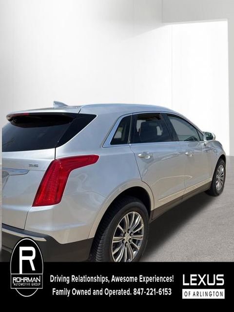 Used 2017 Cadillac XT5 Luxury w/ Driver Awareness Package AWD/4WD image 5