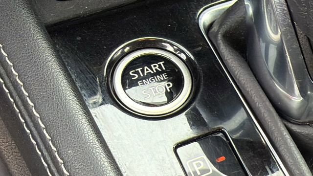 Certified 2024 Nissan Kicks SV image 21