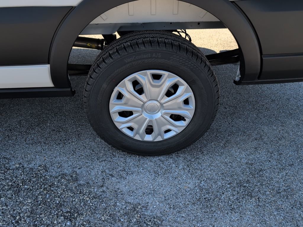 New 2026 Ford Transit 250 148 Medium Roof image 11