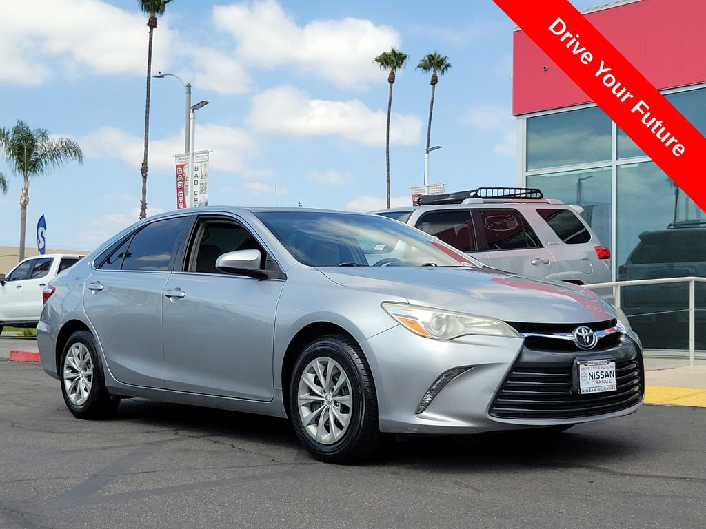 Used 2017 Toyota Camry LE FWD image 31