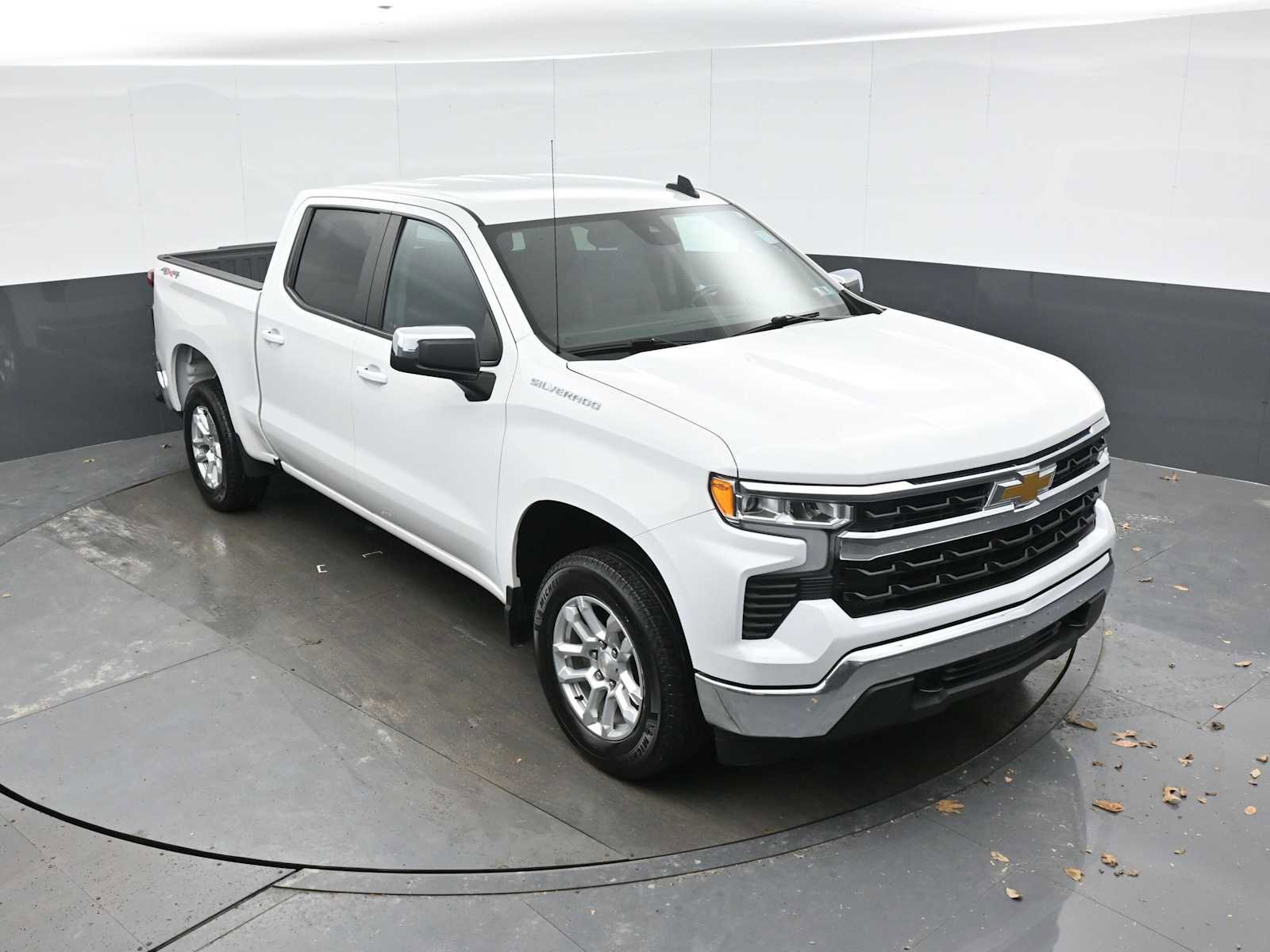 Used 2022 Chevrolet Silverado 1500 LT image 33