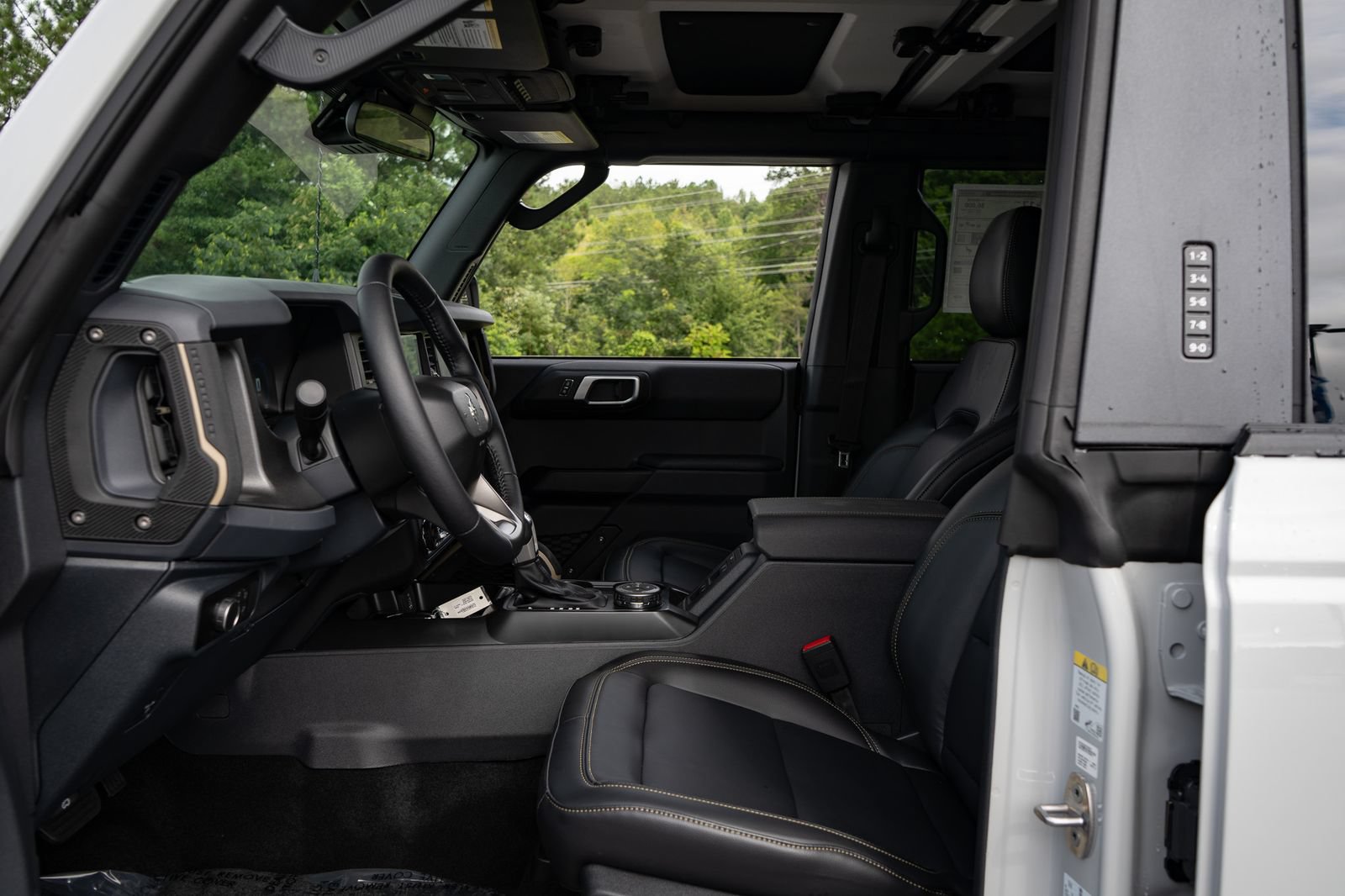 New 2026 Ford Bronco Badlands AWD/4WD image 32