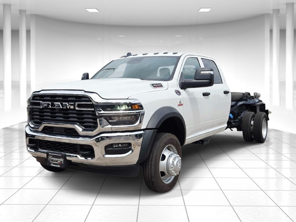 New 2026 RAM 4500 Tradesman w/ Chrome Appearance Group AWD/4WD image 7