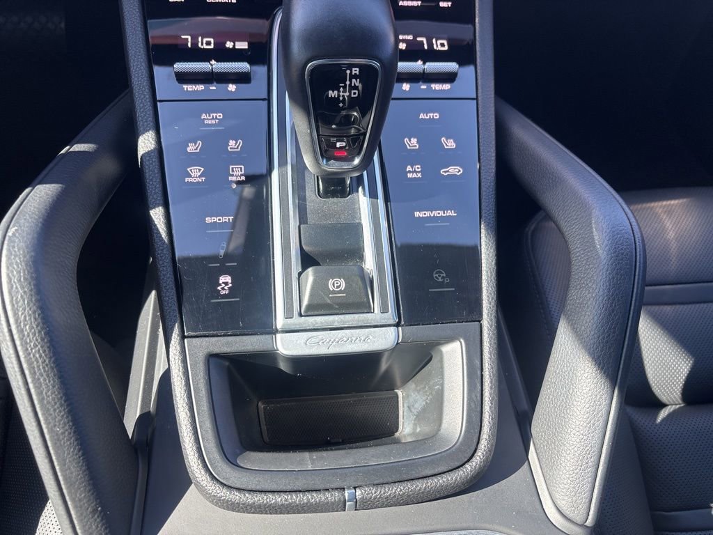 Used 2023 Porsche Cayenne image 26
