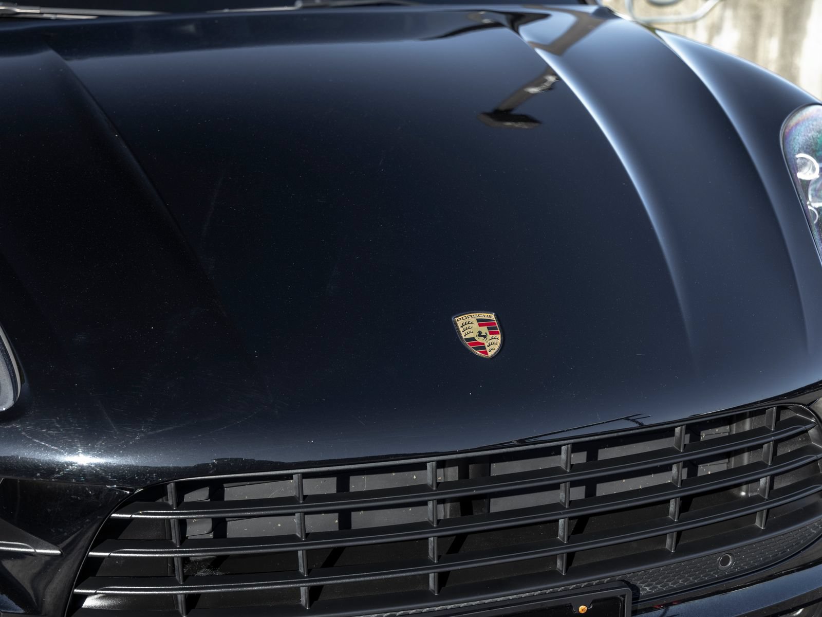 Certified 2021 Porsche Macan AWD/4WD image 15