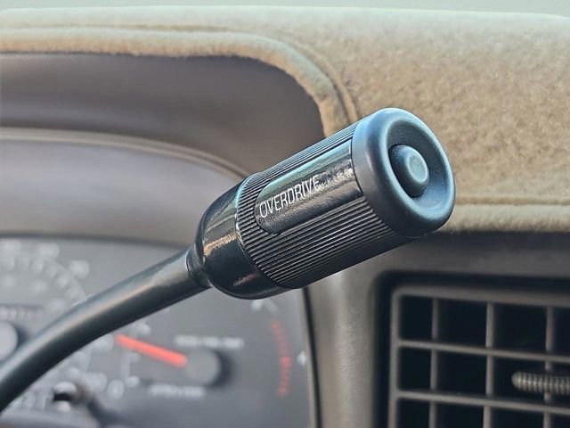 Used 2001 Ford Excursion Limited image 25