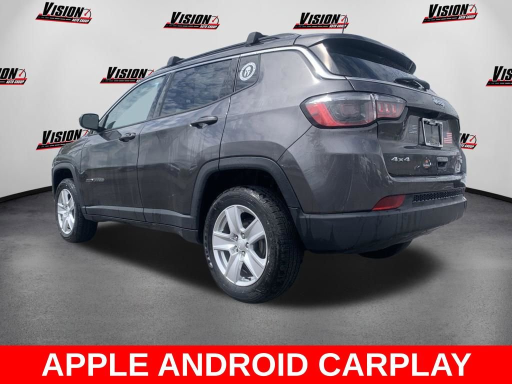 Used 2022 Jeep Compass Latitude w/ Convenience Group AWD/4WD image 2