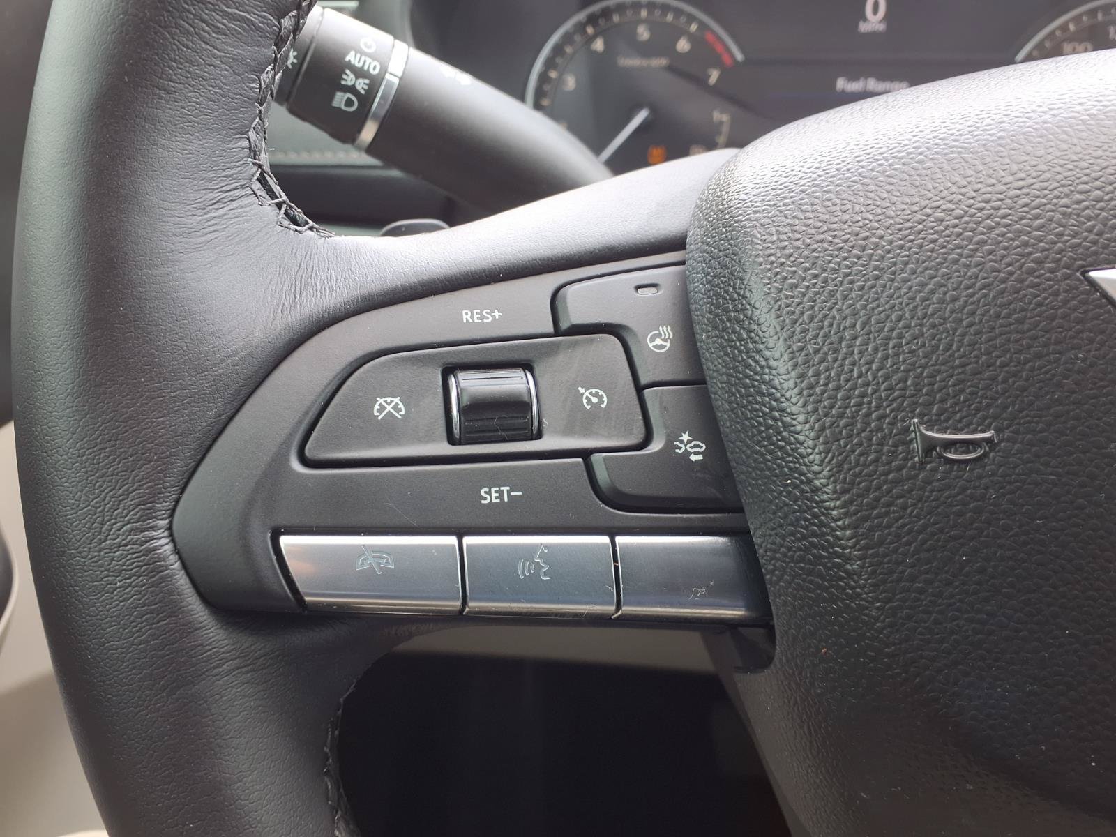 Used 2022 Cadillac XT4 Premium Luxury FWD image 14