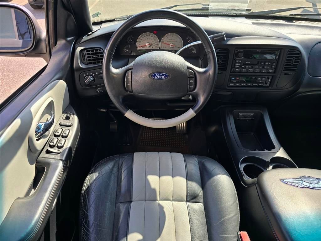 Used 2003 Ford F150 Harley-Davidson RWD image 14