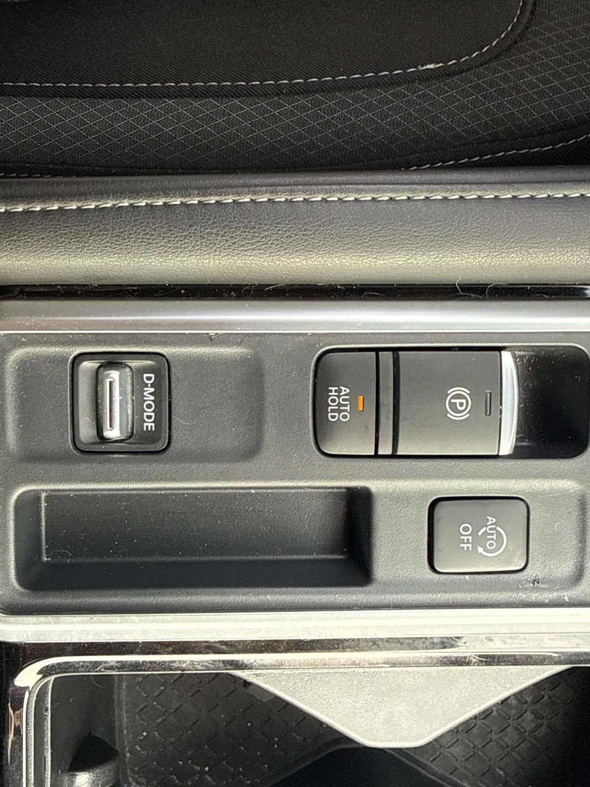 Used 2024 Nissan Pathfinder SV w/ SV Premium Package image 20