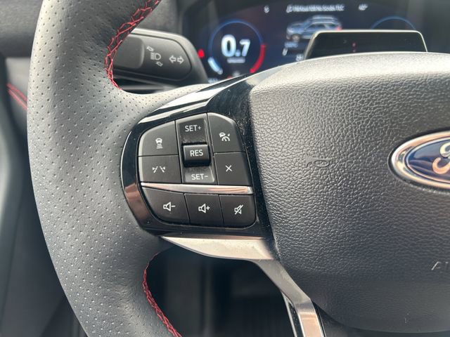 Used 2025 Ford Explorer ST-Line w/ Premium Package image 21
