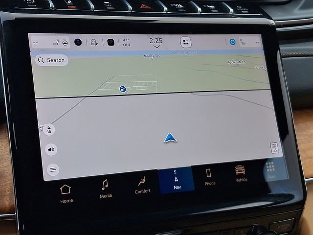 Used 2024 Jeep Grand Cherokee L Summit image 17