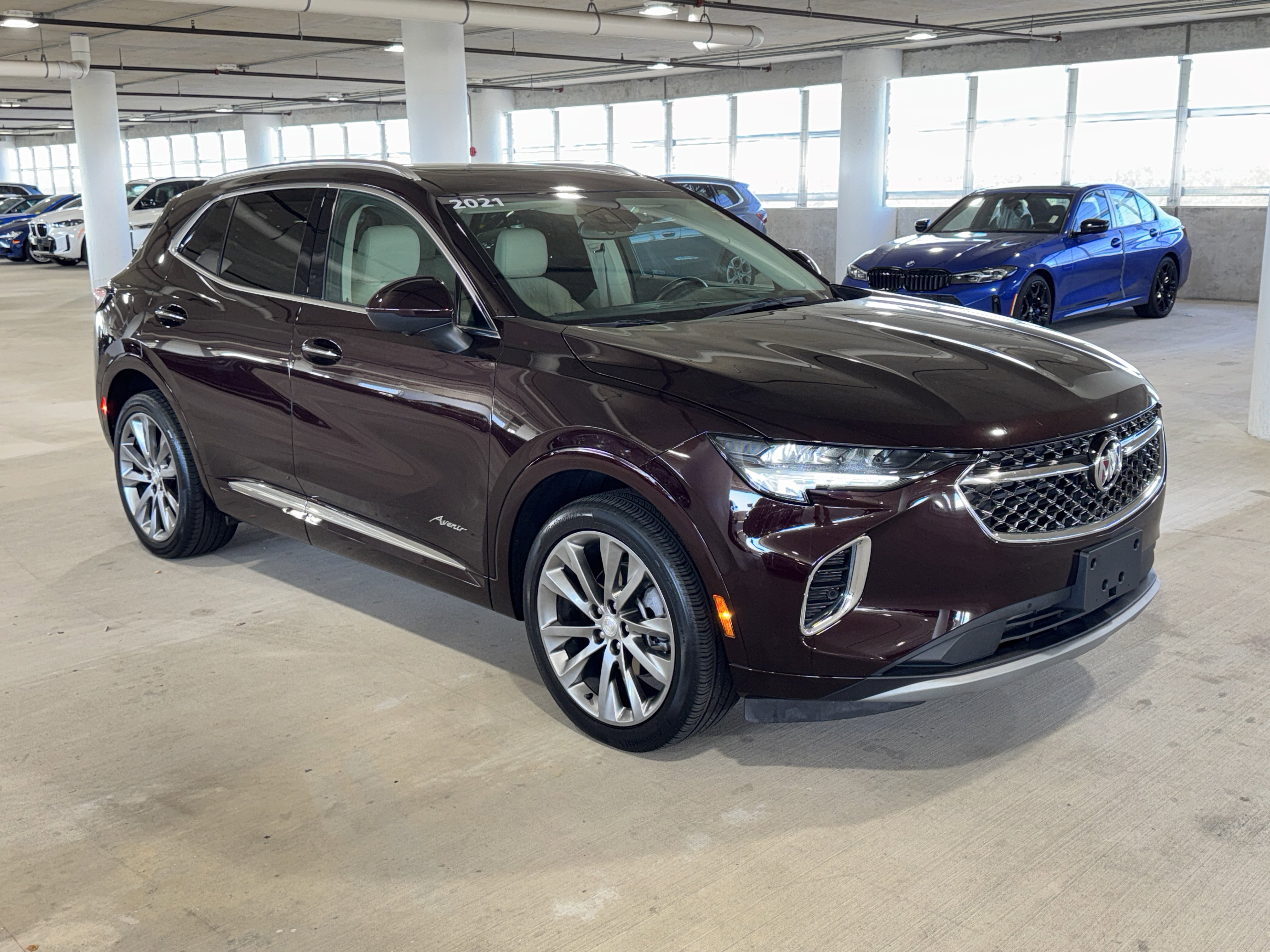 Used 2021 Buick Envision Avenir image 1