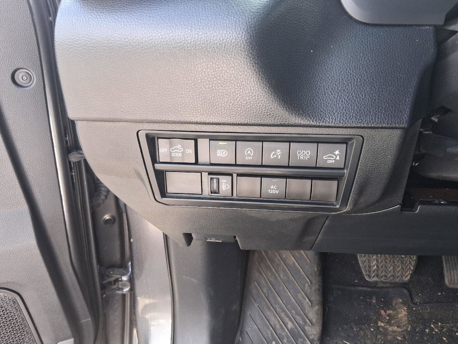 Used 2022 Toyota Tundra SR5 w/ SR5 Premium Package AWD/4WD image 12