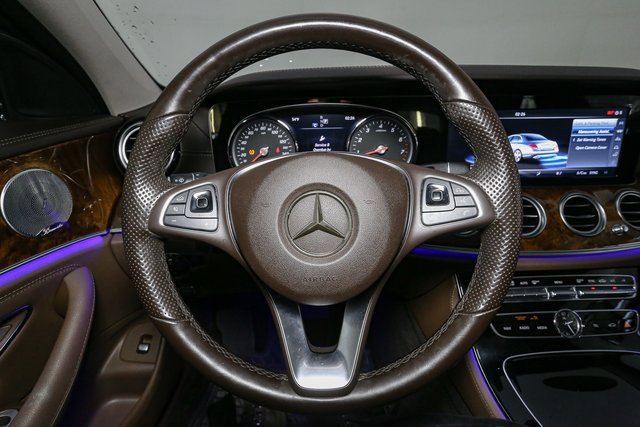 Used 2017 Mercedes-Benz E 300 4MATIC image 28
