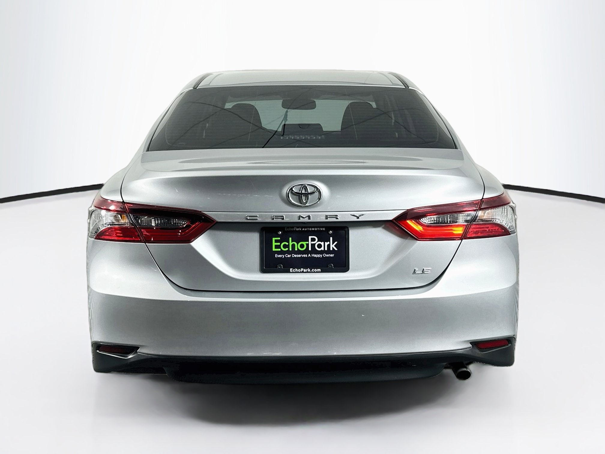 Used 2022 Toyota Camry LE FWD image 7