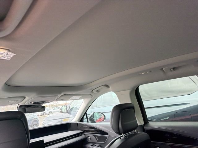 New 2026 Lincoln Nautilus Reserve w/ Jet Appearance Package image 10