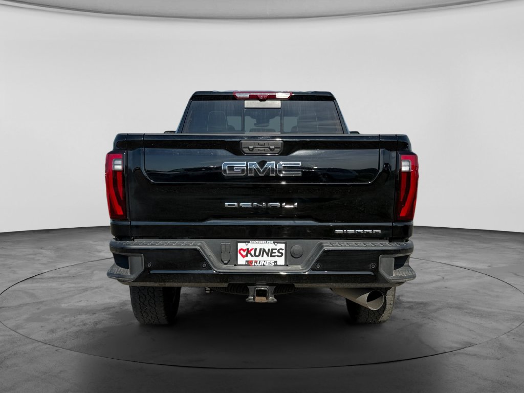 Used 2026 GMC Sierra 2500 Denali Ultimate AWD/4WD image 9