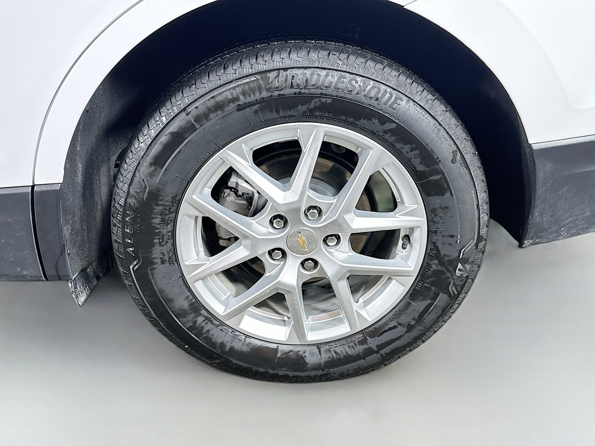 Used 2024 Chevrolet Equinox LT image 28