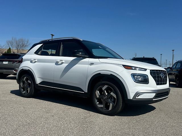 New 2026 Hyundai Venue SEL image 9