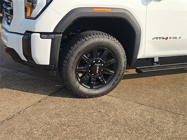 New 2025 GMC Sierra 2500 AT4 w/ AT4 Premium Plus Package image 4