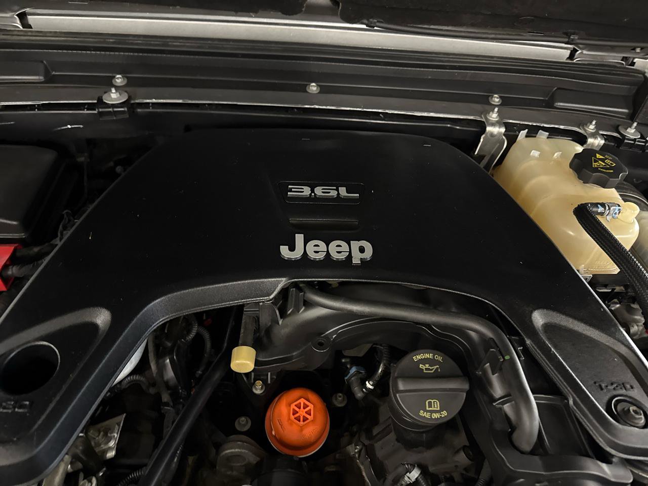 Used 2018 Jeep Wrangler Unlimited Sport S image 73