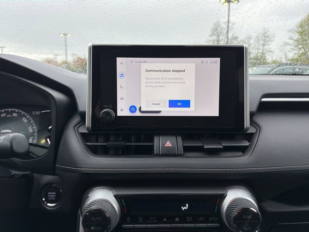 Certified 2025 Toyota RAV4 XLE AWD/4WD image 24