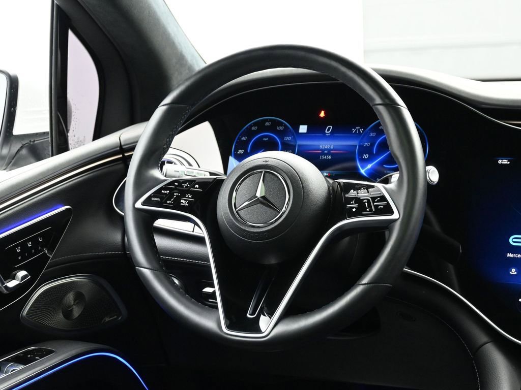 Used 2023 Mercedes-Benz EQS 580 4MATIC SUV image 26
