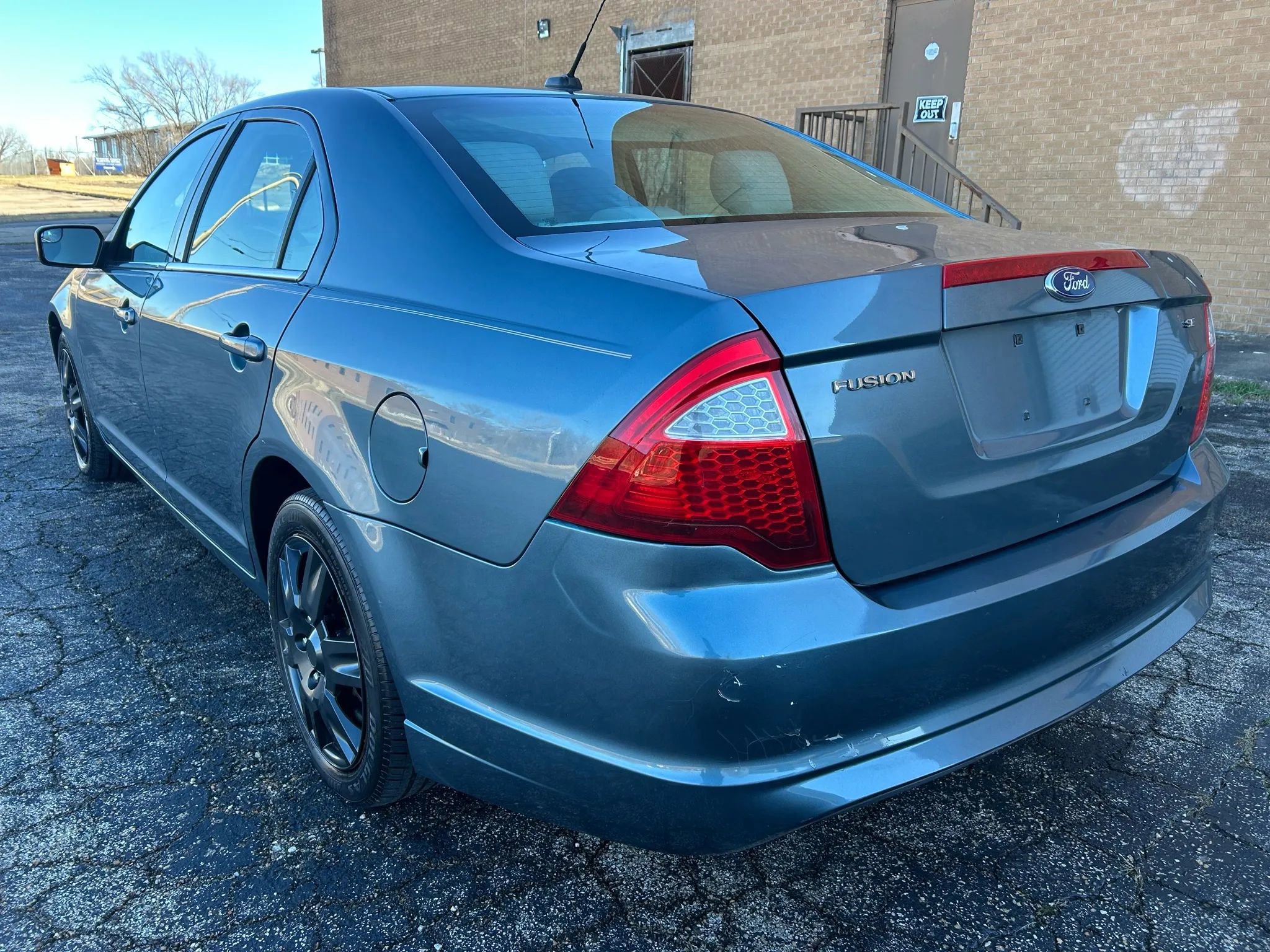 Used 2011 Ford Fusion SE w/ 202A Rapid Spec Order Code image 3