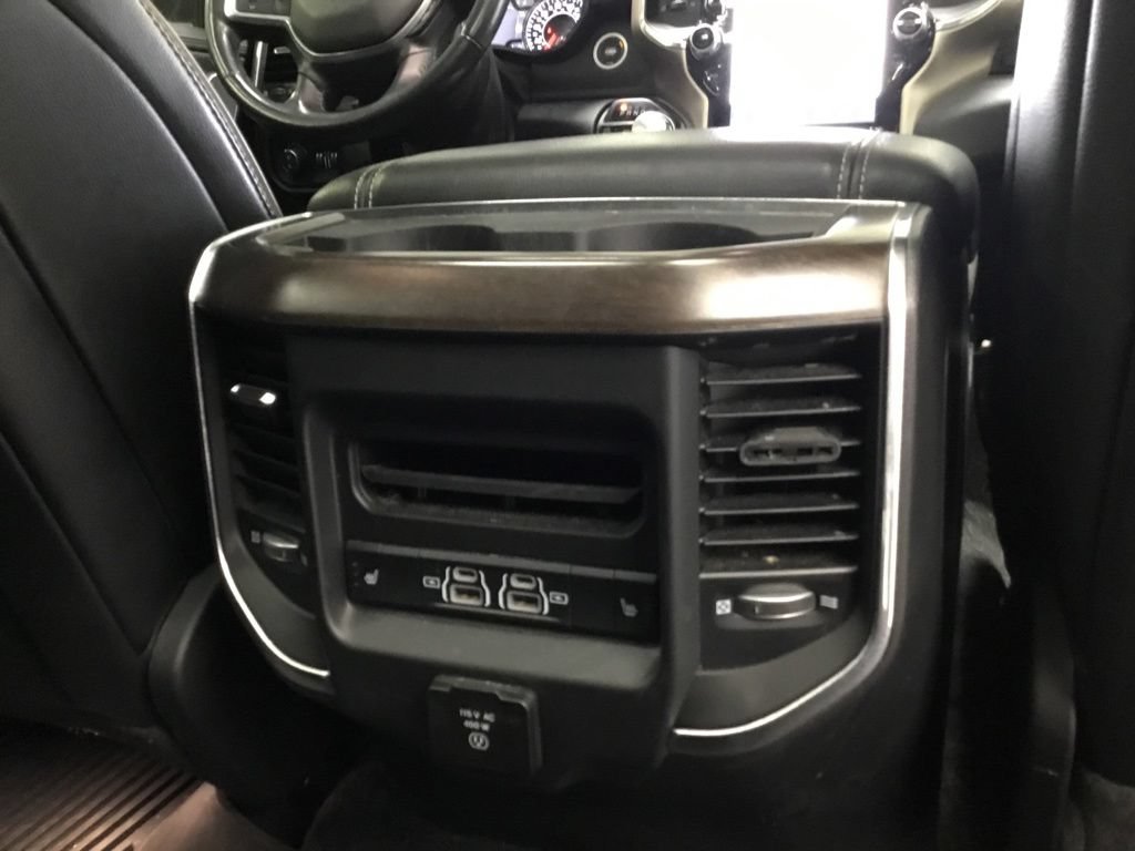 Used 2022 RAM 1500 Laramie AWD/4WD image 19
