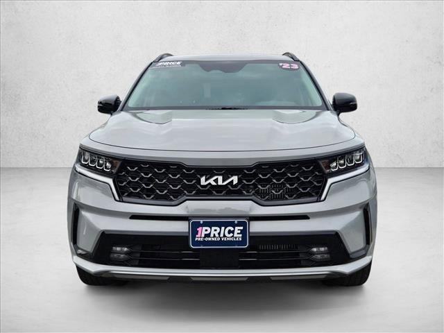 Used 2023 Kia Sorento EX image 2