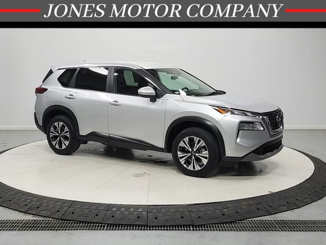 Used 2023 Nissan Rogue SV