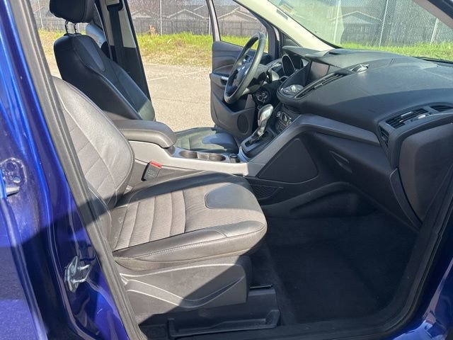 Used 2015 Ford Escape SE w/ SE Chrome Package image 14