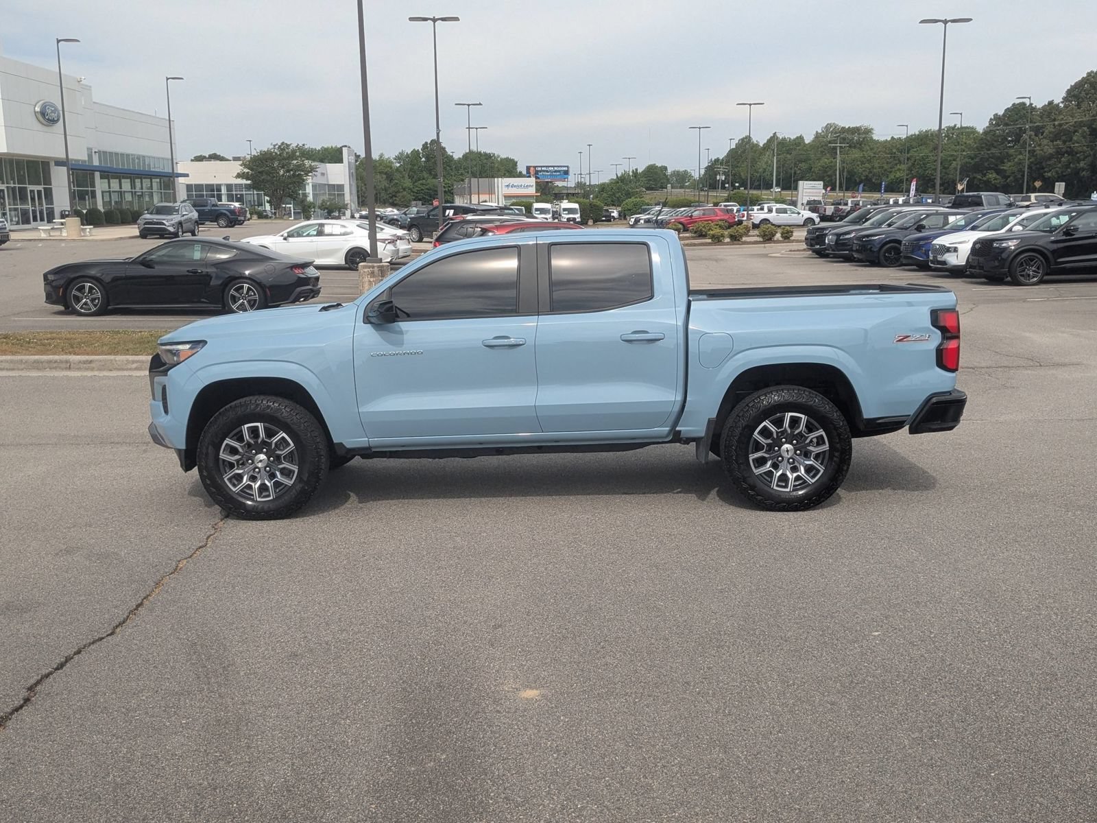 Used 2026 Chevrolet Colorado Z71 w/ Z71 Convenience Package 2 AWD/4WD image 6